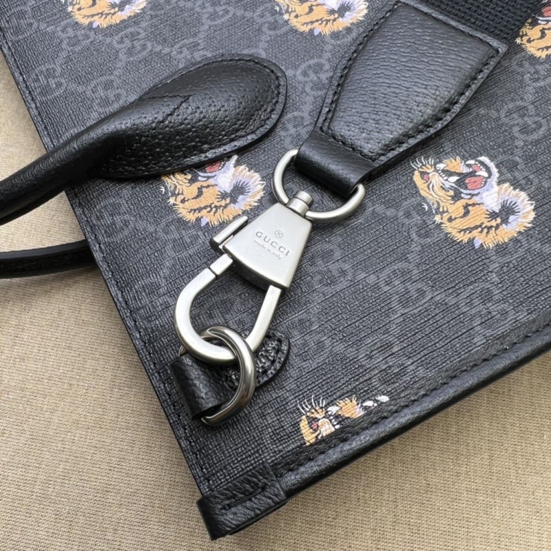 Gucci Shopping Bags